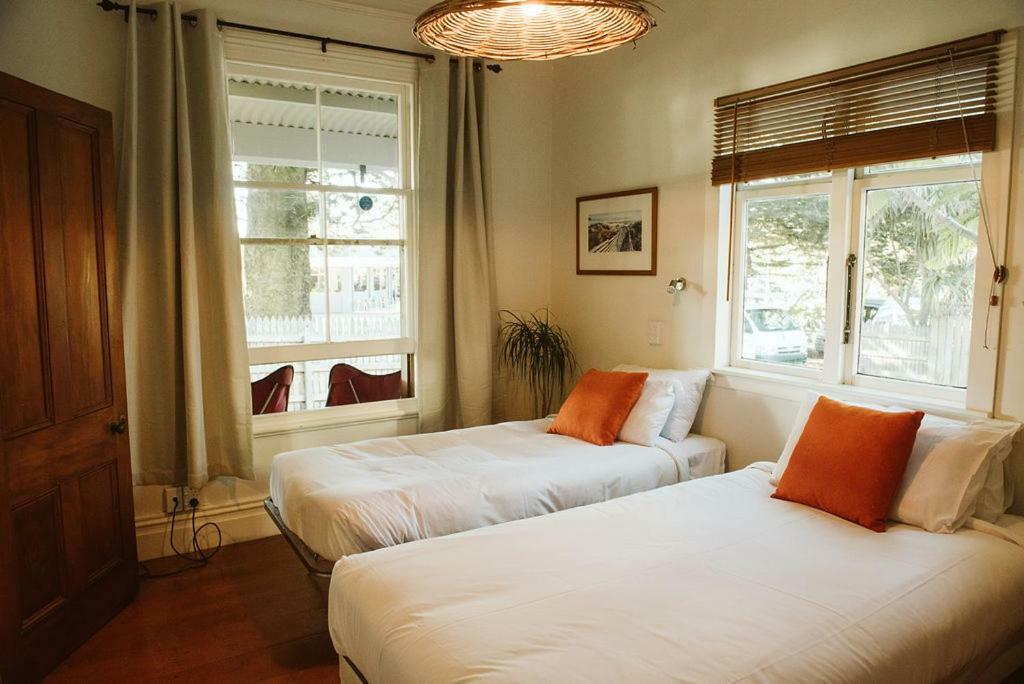 Bow Street Apartments & Cottage Raglan Ngoại thất bức ảnh