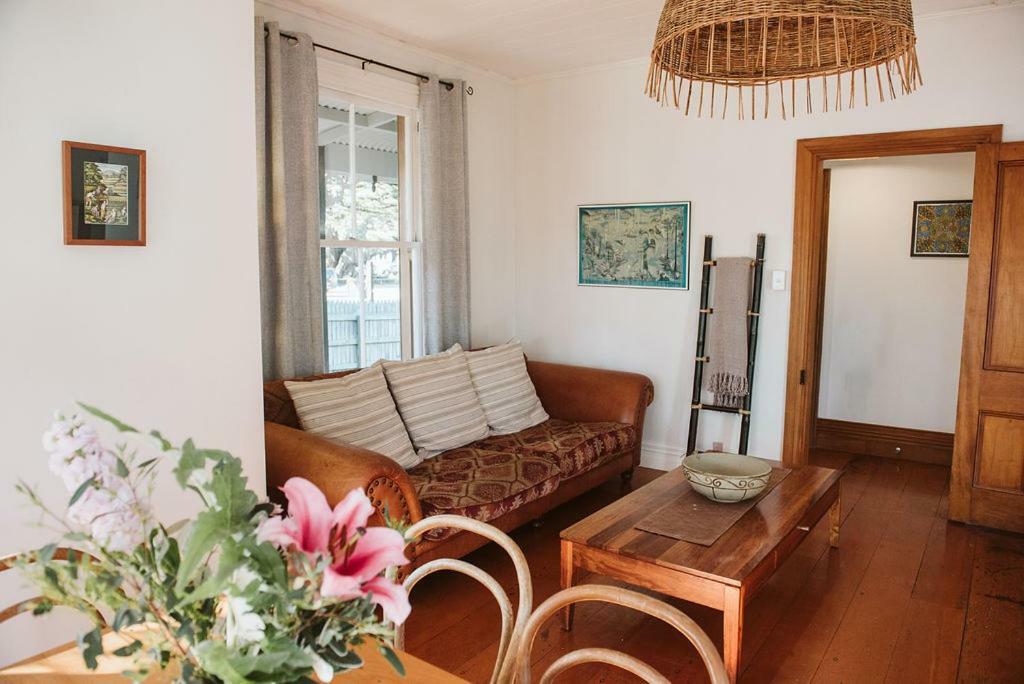 Bow Street Apartments & Cottage Raglan Ngoại thất bức ảnh